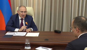 Աշխատանքային քննարկում Աշխատանքի և սոցիալական հարցերի նախարար Արսեն Թորոսյանի հետ. ուղիղ