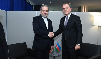Բայրամովը և Արաղչին քննարկել են տարածաշրջանում ստեղծված իրավիճակը