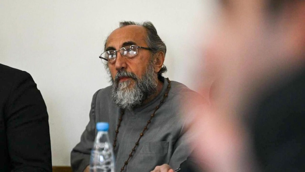 Միքայել արքեպիսկոպոս Աջապահյանը կշարունակի մնալ տնային կալանքի տակ