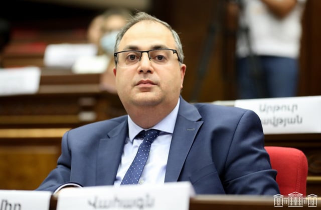 Վլադիմիր Վարդանյանն ընտրվեց ՍԴ դատավոր
