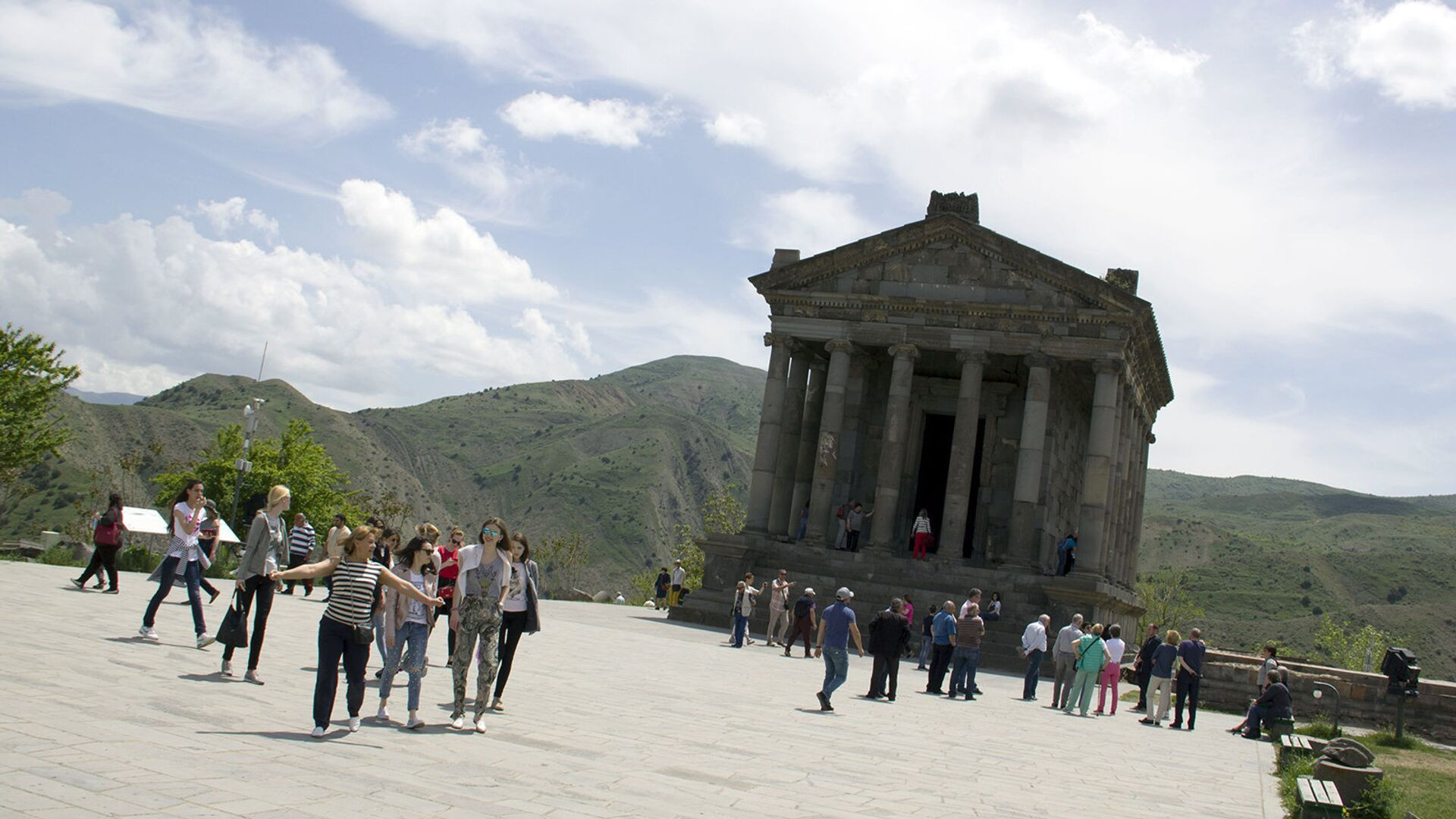 Կառավարությունը սահմանել է զբոսավարների և ուղեկցորդների որակավորման պահանջները և կարգը