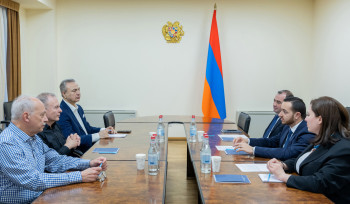 Մխիթար Հայրապետյանն ընդունել է «Synopsys» ընկերության ճարտարագիտական գերազանցության խմբի ավագ փոխնախագահին