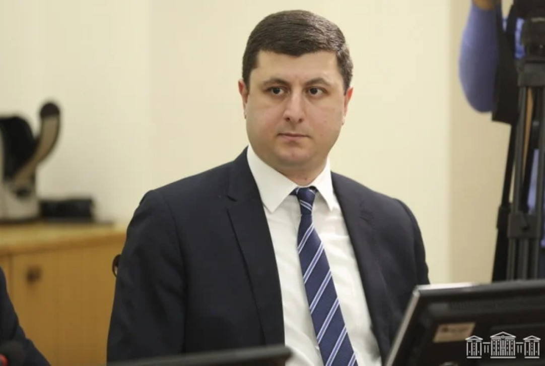 Քաղաքական նպատակահարմարությունից ելնելով՝ ում ուզում են՝ բռնում են․ կարևոր չէ, թե ինչ հոդված կկիրառեն, ում ուզում են՝ թիրախավորում են՝ անկախ թեմայից կամ առիթից․ Աբրահամյան