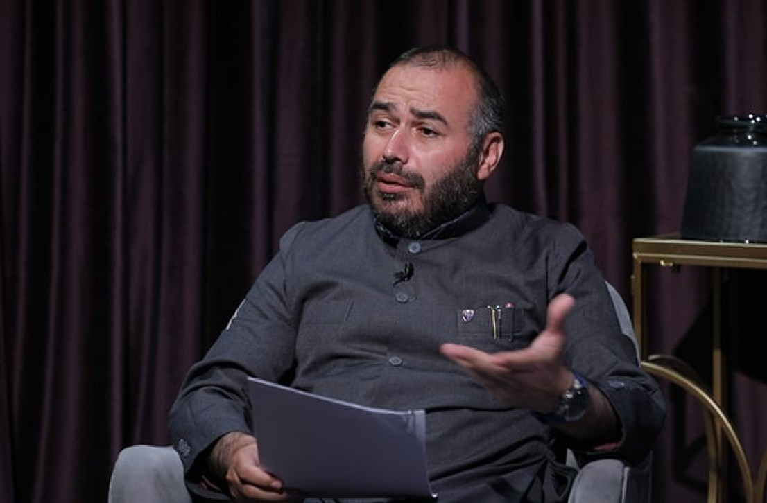 Արման Սարոյանը չի կարող հանդես գալ որպես Հայ Առաքելական Սուրբ Եկեղեցու ներկայացուցիչ․ Տեր Ավետիք