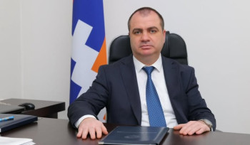 Սկզբից ասում էին՝ մեր քույրերն ու եղբայրները, հետո՝ բռնի տեղահանված, հետո՝ Ղարաբաղից տեղահանված, վերջում էլ՝ փախած. Աշոտ Դանիելյան