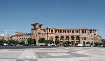Ստեղծվել է Հանրապետության հրապարակի շինարարության մեկնարկի 100-ամյակի հոբելյանական հանձնաժողով