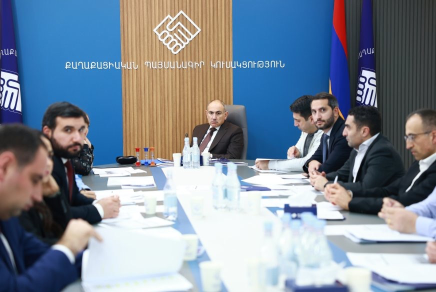 Փաշինյանը հրապարակել է «Քաղաքացիական պայմանագիր» կուսակցության ընտրական ցուցակը