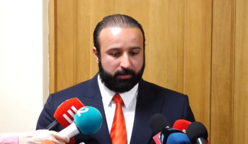 Ամերիկա գնալուց առաջ Անդրանիկ Քոչարյանը ասել էր՝ կողմ եմ, ինչ է թե առանց իրեն նիստ ենք արել, դեմ է քվեարկել․ Հայկ Սարգսյանը՝ իր հեղինակած օրինագծի մասին