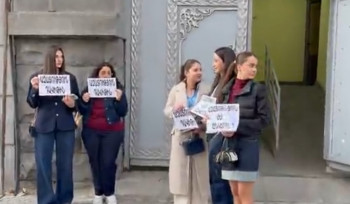 «Ազատություն Դավիթին», «Ազատություն մեր ընկերոջը». կալանավորված Դավիթ Մինասյանի ընկերները ակցիա են իրականացնում