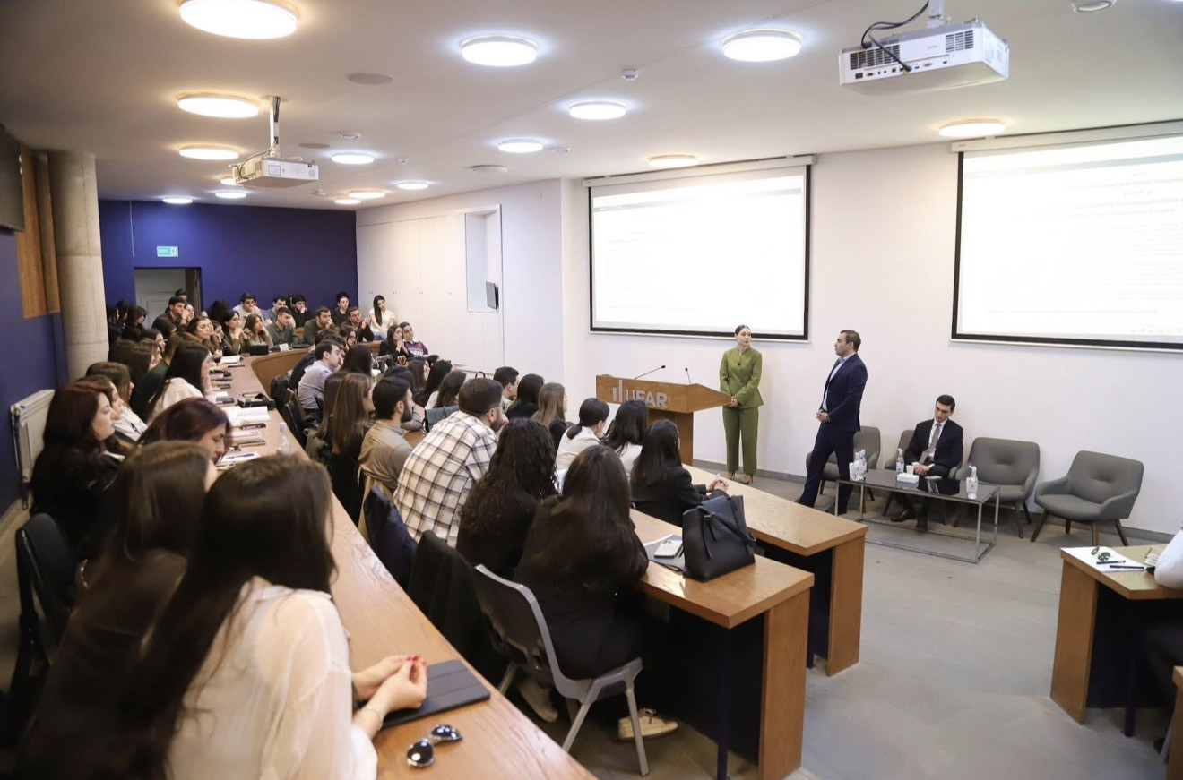 Սրբուհի Գալյանը հանդիպել է Հայաստանում ֆրանսիական համալսարանի Իրավագիտության ֆակուլտետի ուսանողների հետ