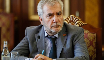 Անդրանիկ Քոչարյանը ներողություն է խնդրել բանակում ծառայության վերաբերյալ երեկ հնչեցրած իր արտահայտության համար