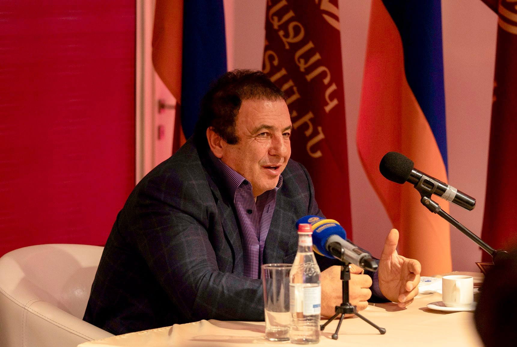 Հարցվածների ամենամեծ տոկոսը, որպես հանրությանը միավորող, ընդդիմադիր ուժերից նշել է Գագիկ Ծառուկյանին․ Gallup