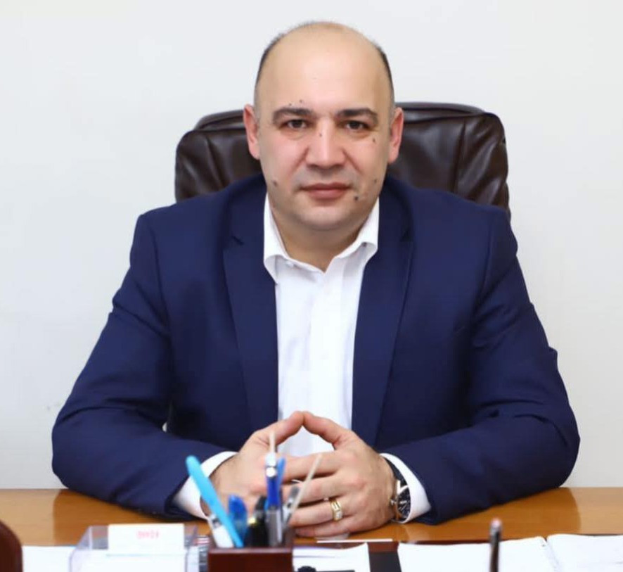 Ընդգրկված եմ եղել «Քաղաքացիական պայմանագիր» կուսակցության ռեյտինգային ցուցակում, բայց ՌԴ քաղաքացի լինելու պատճառով չեմ ընդգրկել վերջնական ցուցակում․  Նորք-Մարաշ ԲԿ տնօրեն
