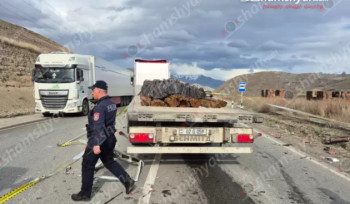 Վանաձոր-Սպիտակ ճանապարհին բախվել են «DAF» բեռնատարն ու «ՎԱԶ 21014»-ը. կա 2 զnh, 2 տուժած