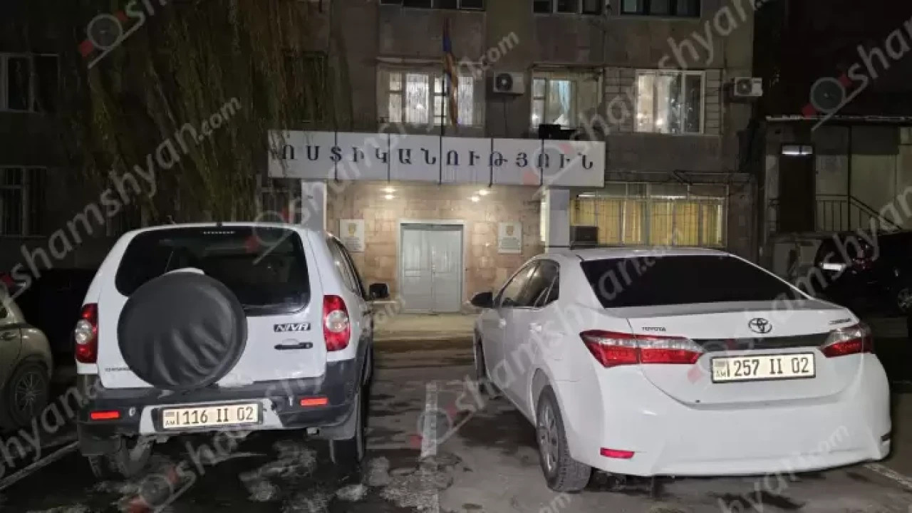 Երվանդ Քոչար փողոցում մի խումբ քաղաքացիներ հնչեցրել են հայհոյանքներ, ապա ծեծի ենթարկել իրենց դիտողություն արած երիտասարդին