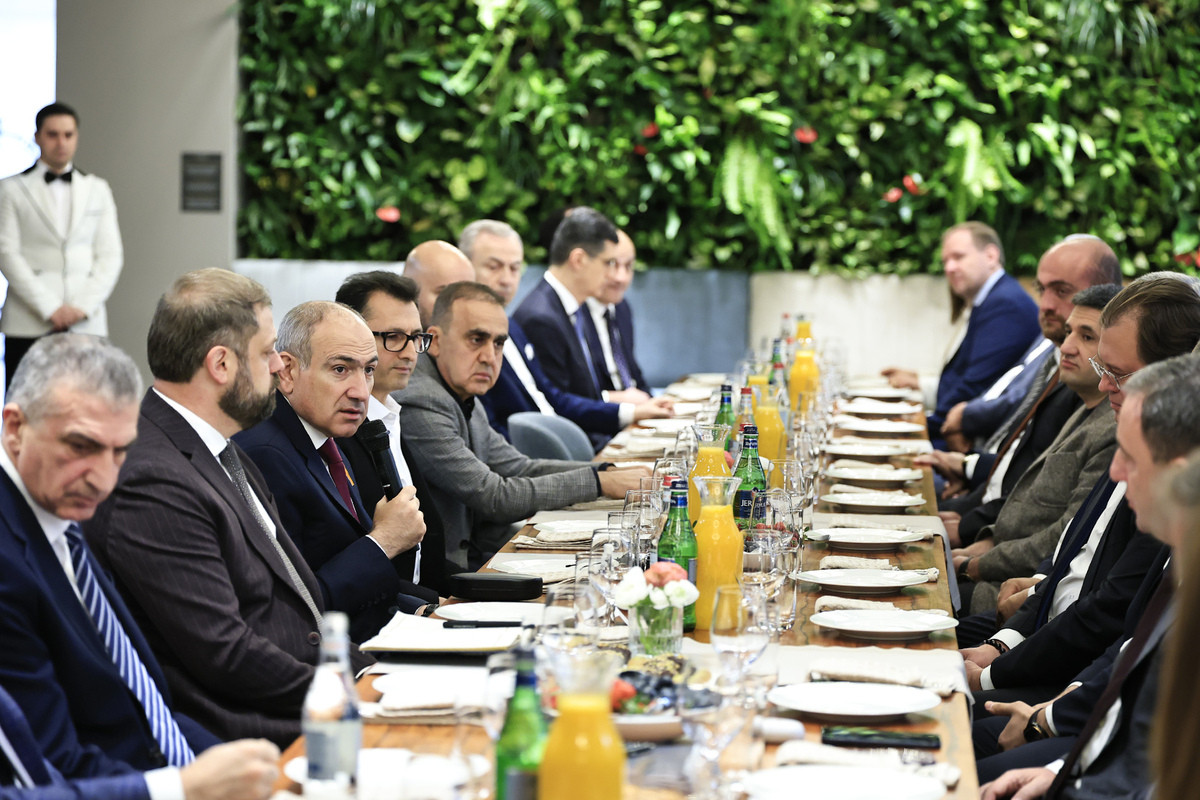 ՀՀ-ն այսօր իր առաջ ունի հորիզոններ, որոնք ընդհանրապես պատմության ընթացքում չի ունեցել․ Փաշինյանը՝ մի քանի խոշոր գործարարների հետ հանդիպմանը