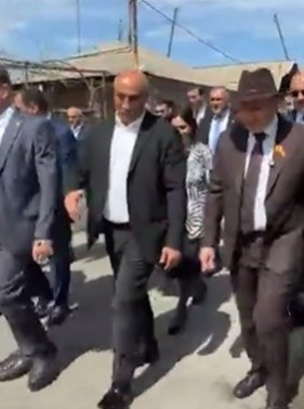 Հազար անգամ շնորհակալություն․ չեմ ասում 100 տոկոսը, բայց 70-80 տոկոսը այստեղ Ձեզ սիրում են․ Արթուր Աբրահամը՝ Փաշինյանին