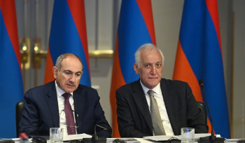 Ձեզ ճանաչել եմ որպես սկզբունքային, պատասխանատու, պրոֆեսիոնալ գործիչ․ Փաշինյանը շնորհավորել է Վահագն Խաչատուրյանի ծննդյան օրը