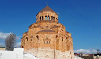 Չեմ կարծում, թե մենք դա կդարձնենք միջազգային քննարկումների առարկա. Փաշինյանը՝ Ստեփանակերտի Սուրբ Աստվածամոր Հովանի մայր տաճարի ավերման մասին