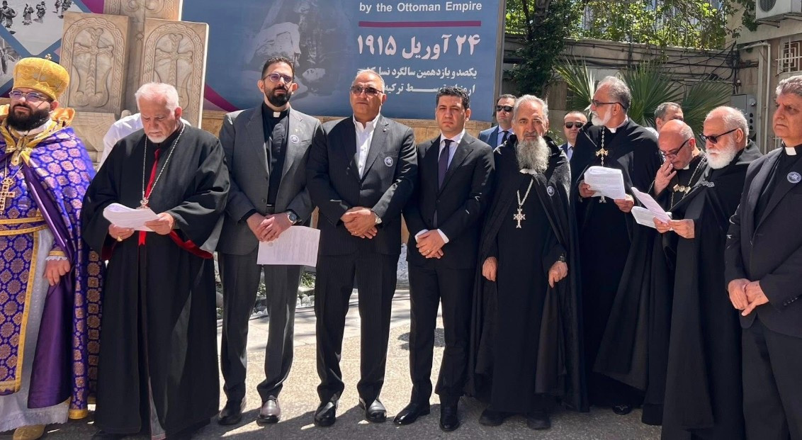 Թեհրանի Սուրբ Սարգիս եկեղեցում Հայոց ցեղասպանության տարելիցի կապակցությամբ հոգեհանգստի պատարագ է մատուցվել