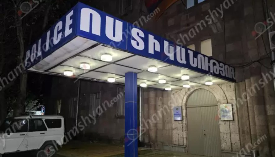 Երևանում վեճի ժամանակ հարևանը պլաստմասե տուփով հարվածել է տղամարդու գլխին, սպառնացել ատրճանակով