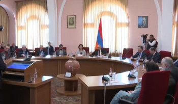 Փաշինյանը ԳԱԱ-ում հանդիպում է գիտնականների հետ․ ուղիղ
