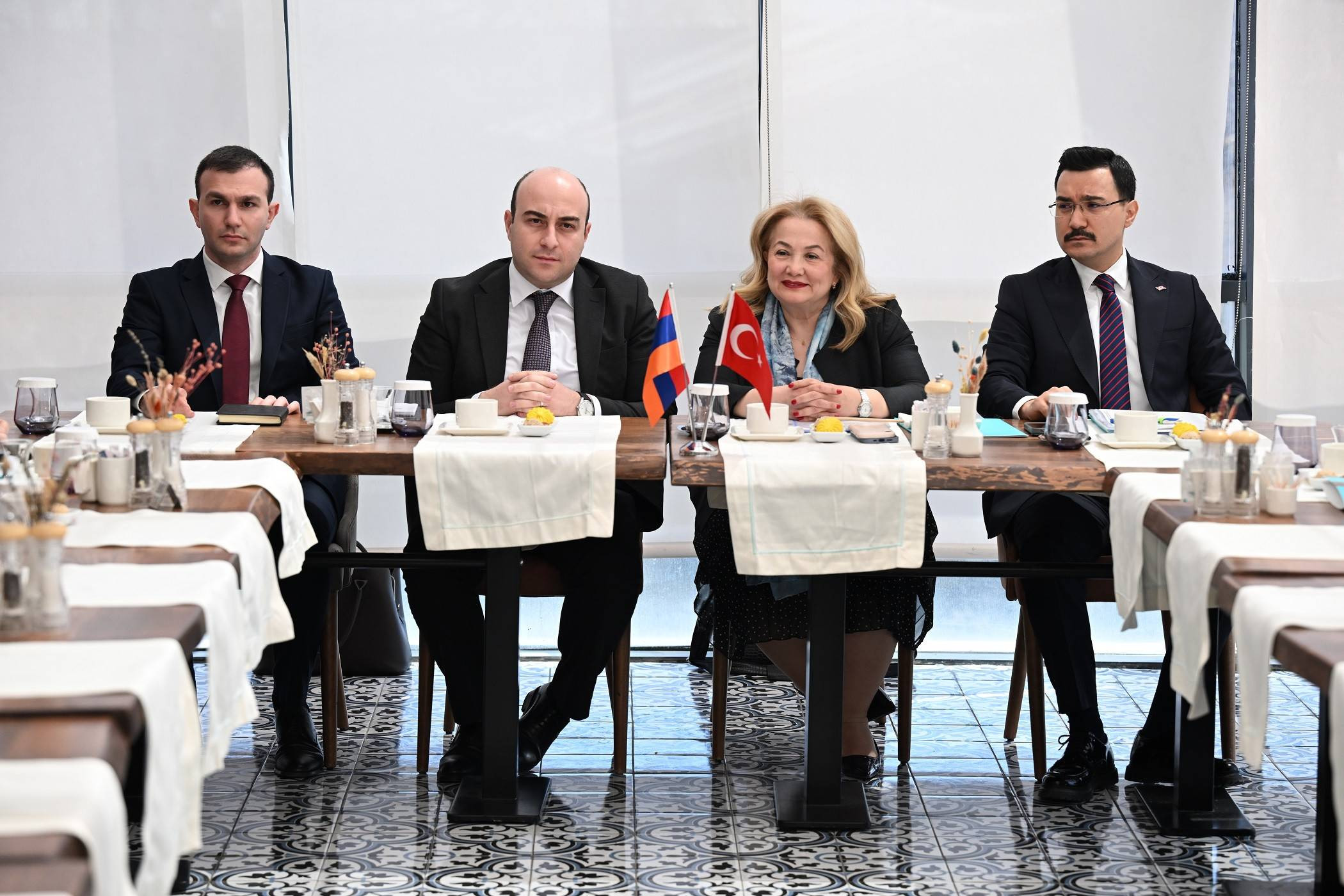 Կարսում տեղի է ունեցել Գյումրի-Կարս երկաթգծի վերականգնման Հայաստան-Թուրքիա համատեղ աշխատանքային խմբի հանդիպումը