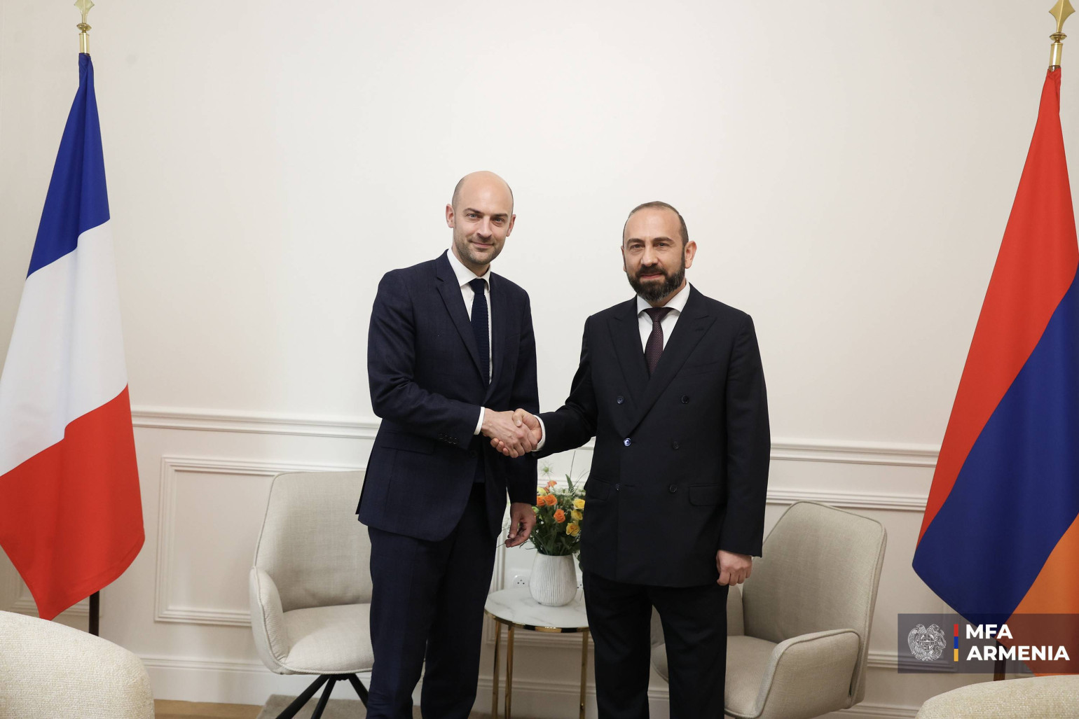 Արարատ Միրզոյանը և Ֆրանսիայի Եվրոպայի և արտաքին գործերի նախարարը քննարկել են  տարածաշրջանային և միջազգային զարգացումների հետ կապված հարցեր