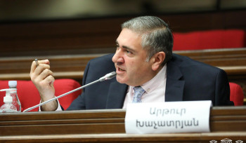 ՀՀ իշխանությունը փորձում է պետությունը ներկայացնել որպես ժողովրդավարության ջատագով, իսկ ընդդիմությանը՝ ռուսական ազդեցության գործակալ․ Արթուր Խաչատրյան