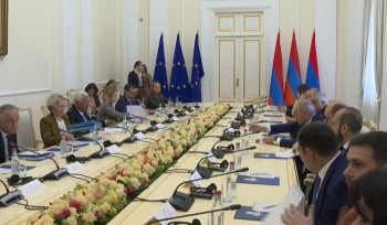 Ընդլայնված կազմով հանդիպում  Անտոնիու Կոշտայի և Ուրսուլա ֆոն դեր Լայենի հետ․ ուղիղ