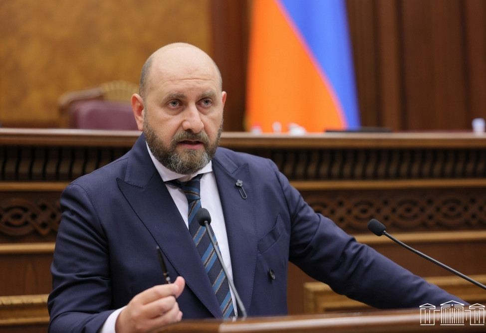 Մարտին Գալստյանը վերընտրվեց ՀՀ կենտրոնական բանկի նախագահի պաշտոնում