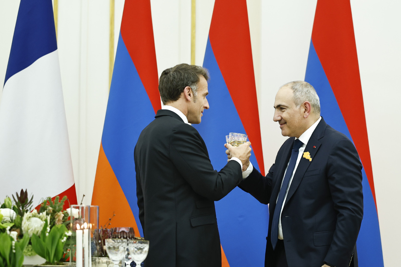 Ես ցուցաբերում եմ աջակցություն գործընկերոջը, որին վստահում եմ 8 տարի, կան նաև այլ միջամտություններ՝ օտարերկրյա գործակալների միջոցով Մոսկվայի պատվերով․ Մակրոն
