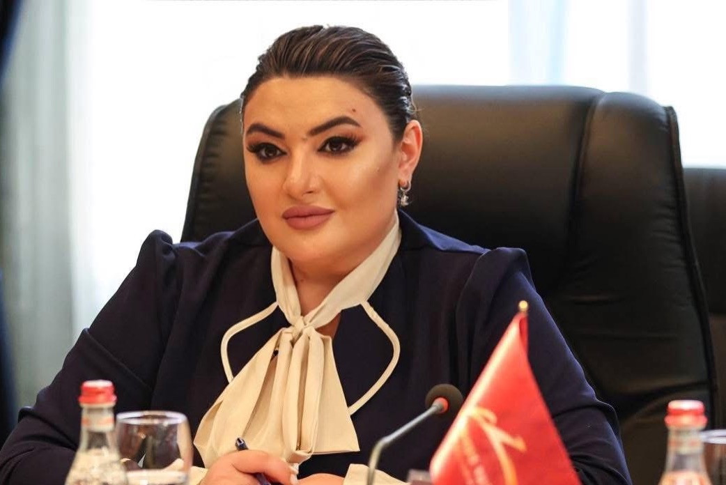 Մեղադրել  այս պահին արտախորհրդարանական ուժի ղեկավարին արտաքին քաղաղաքական ինչ-որ խնդիրների կամ կնճռոտ հարցերի մեջ՝ իսկապես լուրջ չԷ. Իվետա Տոնոյանը արձագանքել է Փաշինյանի ձևակերպումներին