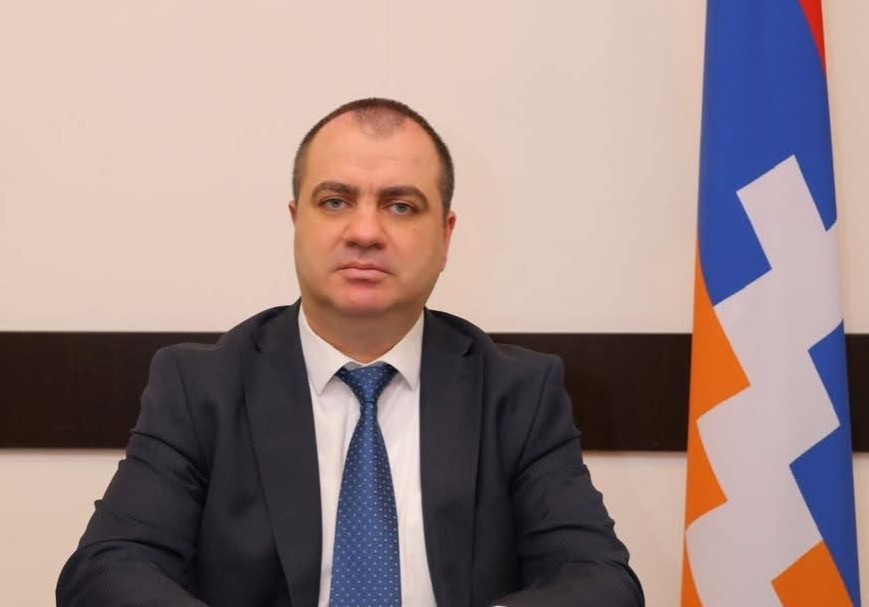 Այս Եռատոնը մեզ հիշեցնում է Շուշիի ազատագրման փառքը, մեր բանակի ծնունդը և այն հերոսներին, ովքեր իրենց կյանքը նվիրեցին, որպեսզի հայը ապրի ազատ ու արժանապատիվ. Արցախի ԱԺ