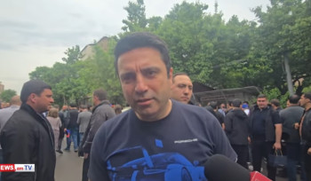 Ամուսնալուծության չենք գնում, ալիմենտ ուզելու, երեխեքին կիսելու նպատակ չունենք. Սիմոնյանը՝ ՌԴ-ի հետ հարաբերությունների մասին