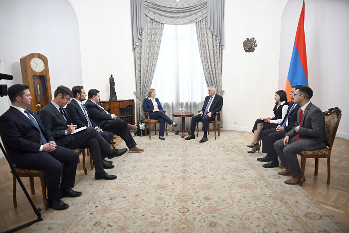 Մհեր Գրիգորյանն ընդունել է ԱՄՆ պատվիրակությանը, որը ժամանել է Հայաստան քննարկելու ԹՐԻՓՓ նախագծի իրականացման ուղղությամբ տարվող աշխատանքների ընթացքը