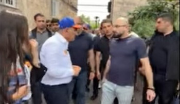 Դուք հանձնել եք Արցախը, 5000 տղաների մահվան պատճառ եք. քաղաքացու խոսքը հունից հանեց Փաշինյանին