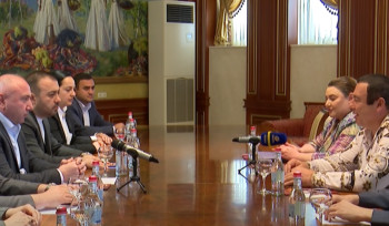 Գագիկ Ծառուկյանը հանդիպում է ունեցել Հանդիպում «Մայր Հայաստան» կուսակցության ղեկավար Անդրանիկ Թևանյանի և Երևանի ավագանու ընդդիմադիր խմբակցության անդամների հետ (տեսանյութ)