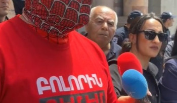 «Բոլորին դեմ եմ»-ը «մուկ տշելու» ակցիա է իրականացրել