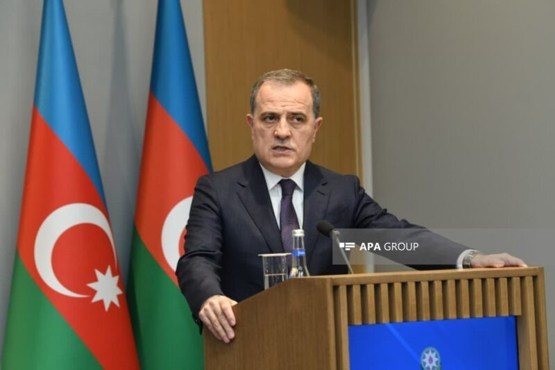Ջեյհուն Բայրամովը մեկնել է ԱՄՆ