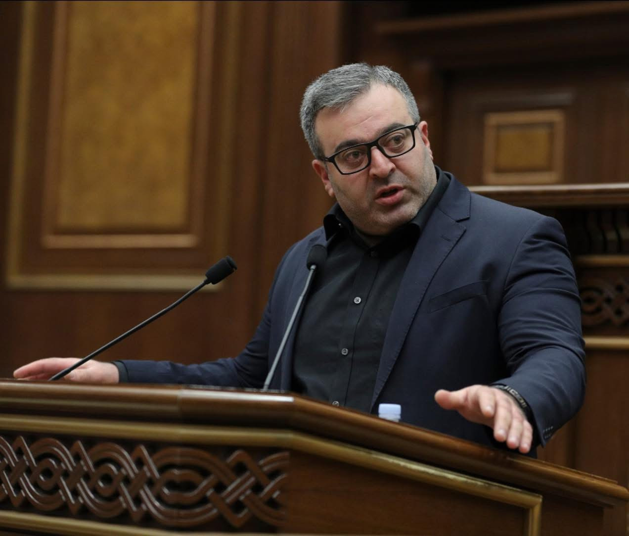 Հայկական բեռնատարների վարորդներն ու տնտեսվարողներն ահազանգում են, որ Բագրատաշենի անցակետից ետ են ուղարկել դեպի ՌԴ արտահանվող ելակը. Գառնիկ Դանիելյան