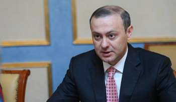 Հայկական երկաթուղին այլ երկրի կոնցեսիոն կառավարման հանձնելու հարցը շարունակում է մնալ մեր օրակարգում. Արմեն Գրիգորյան