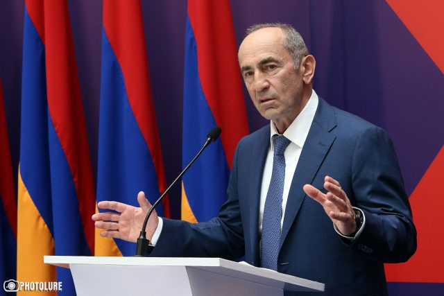 Հունիսի 7-ին, Սարդարապատի համախմբվածության օրինակով, պետք է դրսևորենք քաղաքացիական խիզախություն, մեր քվեով պետք է վռնդենք արդեն իսկ մեր երկրի ներսում գտնվող թշնամուն․ Ռոբերտ Քոչարյան
