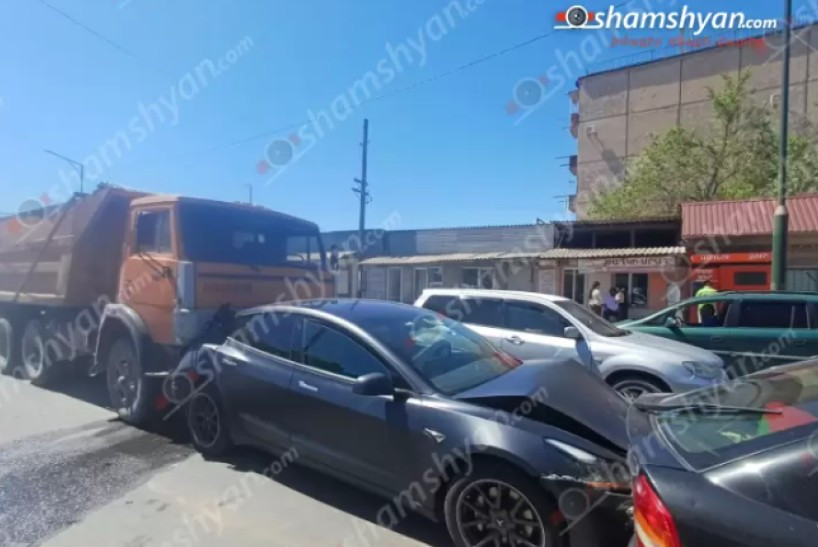 Շղթայական ավտովթար՝ Մասիսում. բախվել է 5 մեքենա