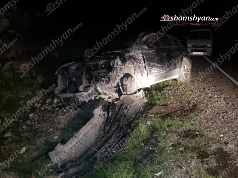 31-ամյա վարորդը Audi Q7-ով բախվել է հողաթմբին. ամուսիններն ու նրանց երեխաները տեղափոխվել են հիվանդանոց. shamshyan.com