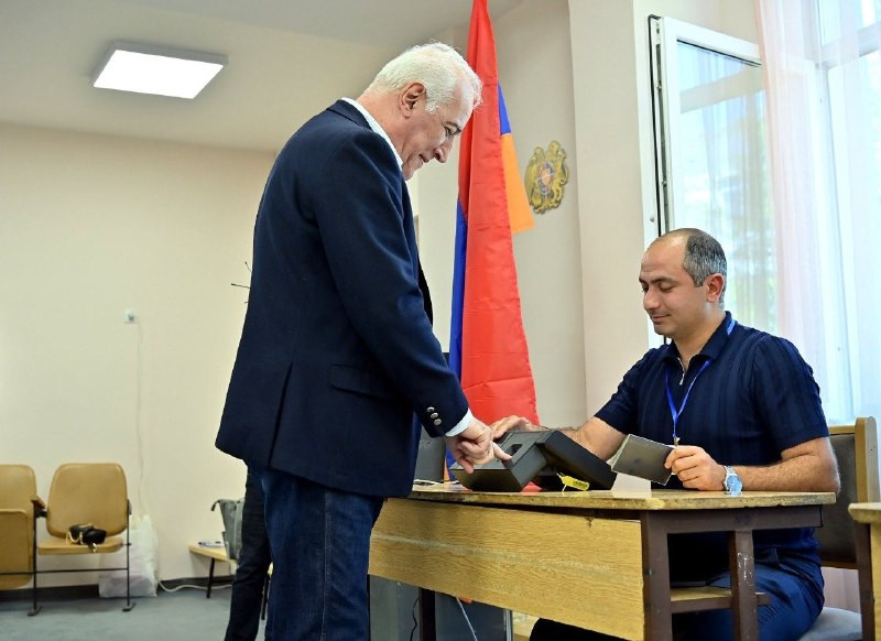 Քվեարկել եմ հանուն խաղաղ, զարգացող, ամուր ու կայուն Հայաստանի․ Խաչատուրյան