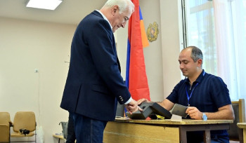 Քվեարկել եմ հանուն խաղաղ, զարգացող, ամուր ու կայուն Հայաստանի․ Խաչատուրյան