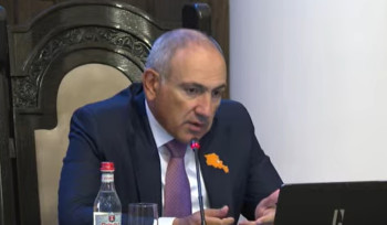 Փաշինյանը վարում է Կառավարության նիստը․ ուղիղ
