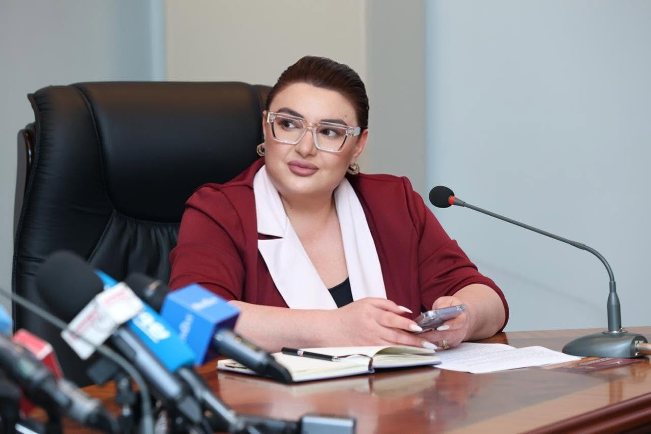 ԲՀԿ-ի օգտին ստացված մի քանի քվեաթերթիկ անվավեր է ճանաչվել հոլոգրաֆիկ նշանի ոչ պատշաճ փակցված լինելու պատճառաբանությամբ․  դրա պատասխանատուն հանձնաժողովի անդամն է, ոչ՝ ընտրողը․ Իվետա Տոնոյան