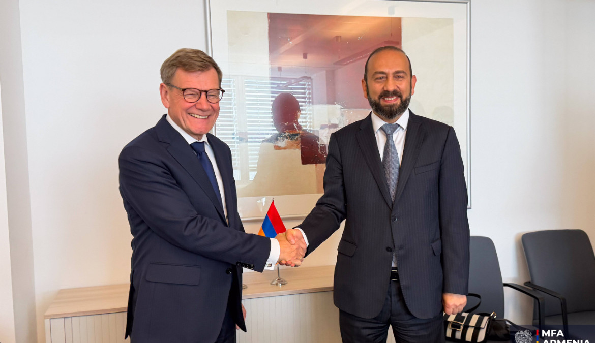 Արարատ Միրզոյանը հանդիպում է ունեցել ԳԴՀ արտաքին գործերի դաշնային նախարարի հետ